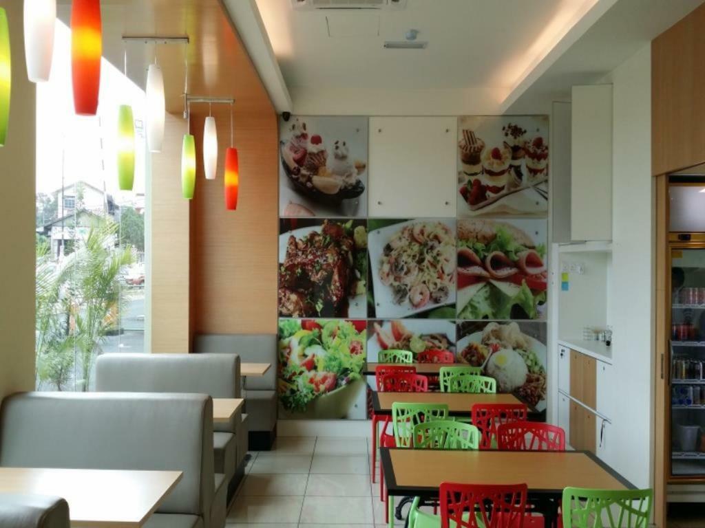 Caspari Hotel Tampin Exterior foto